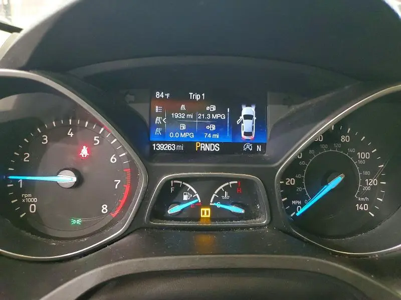 2017 FORD ESCAPE SE  