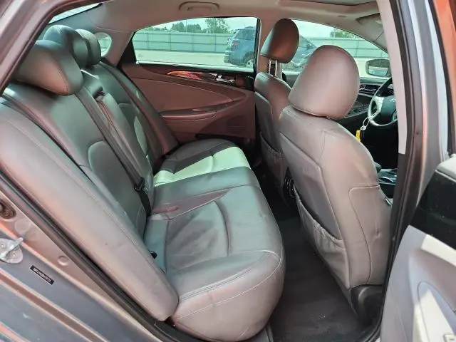 2013 HYUNDAI SONATA SE