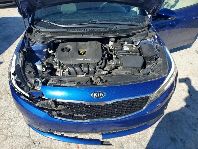 2017 KIA FORTE LX  