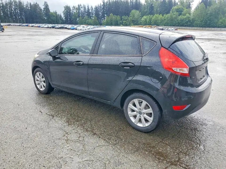 2011 FORD FIESTA SE  