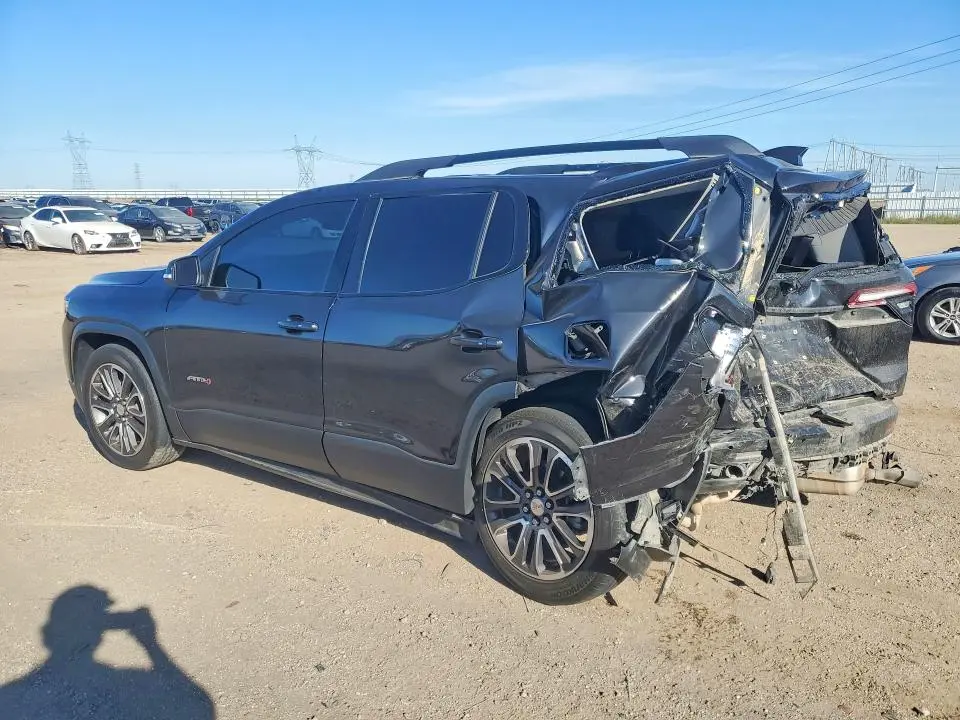 2020 GMC ACADIA AT4  