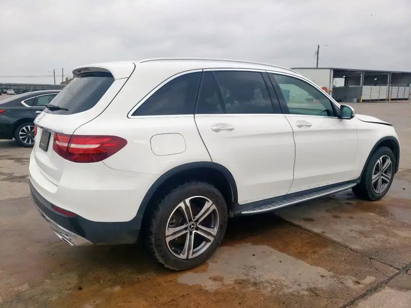 2019 MERCEDES-BENZ GLC 300
