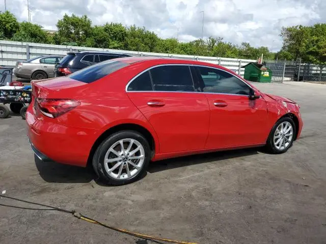 2019 MERCEDES-BENZ A 220  