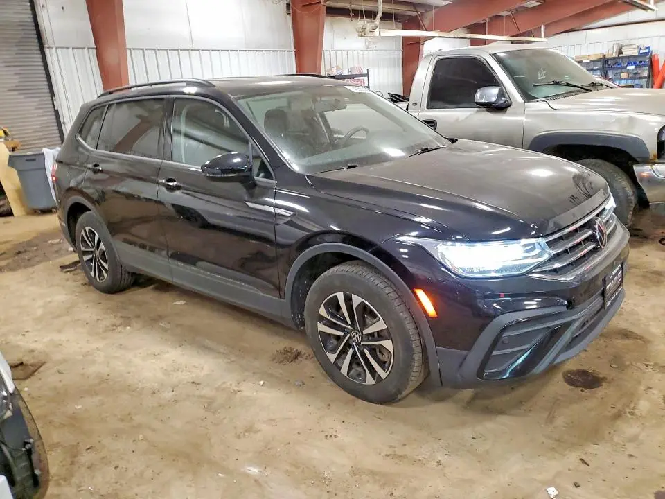 2022 VOLKSWAGEN TIGUAN S  