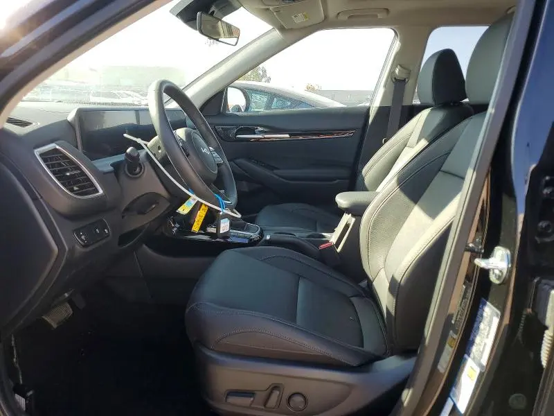 2025 KIA SELTOS EX  