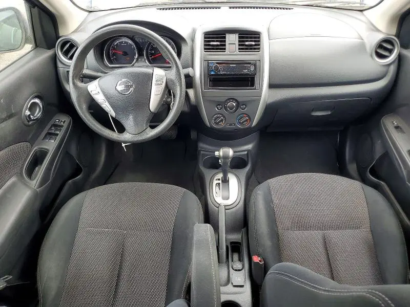 2015 NISSAN VERSA 1.6 SV  