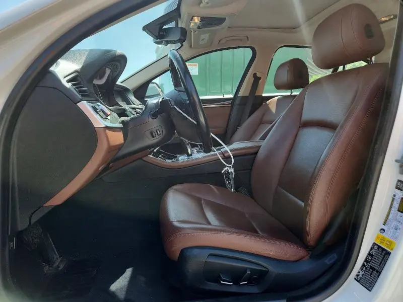 2015 BMW 528 XI  