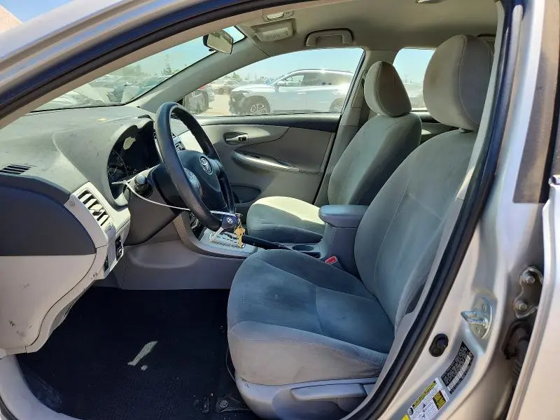 2013 TOYOTA COROLLA LE  