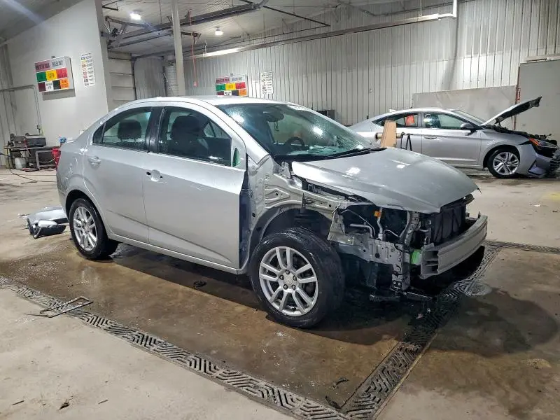 2015 CHEVROLET SONIC LT  