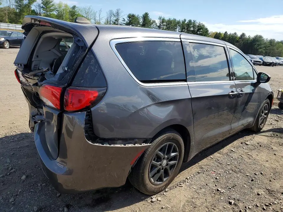 2022 CHRYSLER VOYAGER LX  