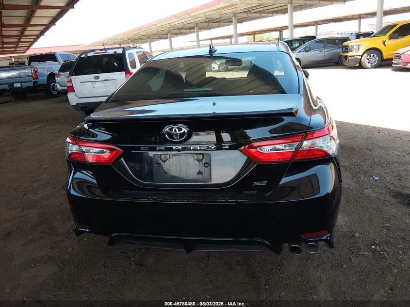 2019 TOYOTA CAMRY SE