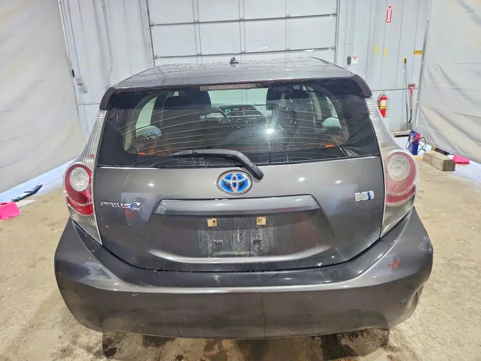 2013 TOYOTA PRIUS C TWO  