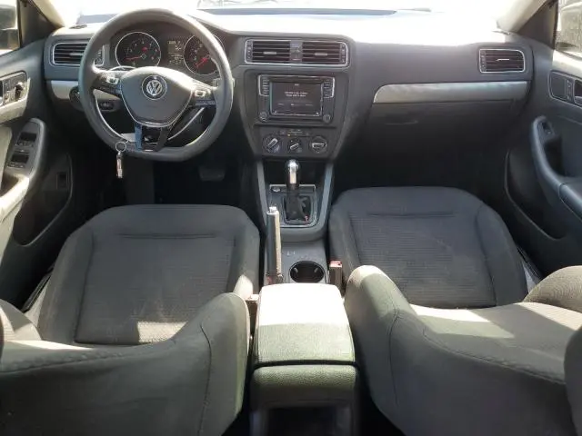 2016 VOLKSWAGEN JETTA SE  