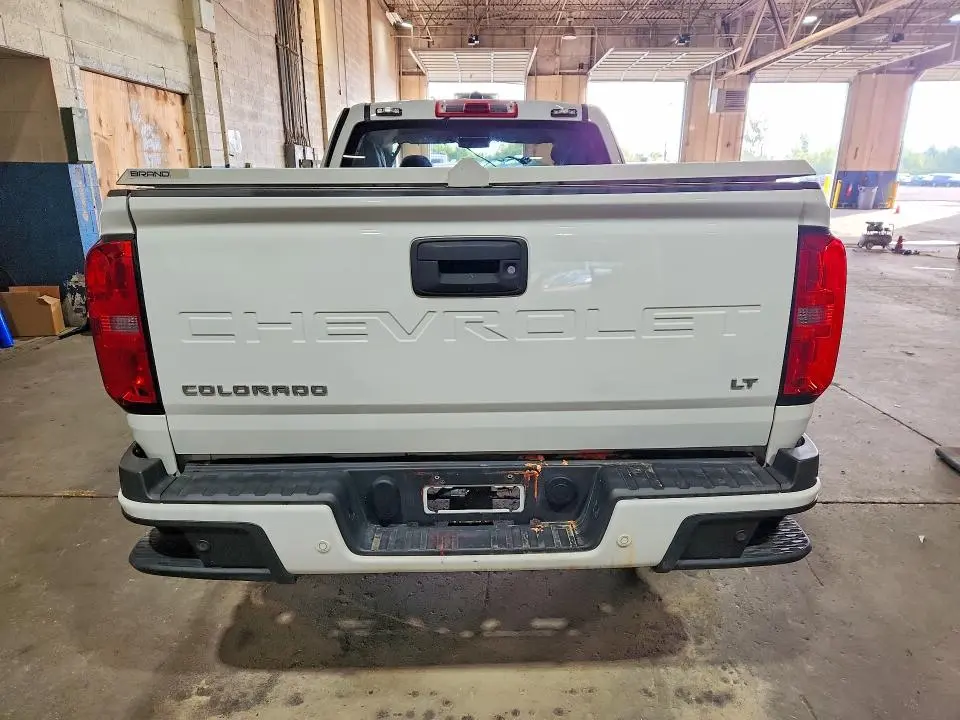 2022 CHEVROLET COLORADO LT  