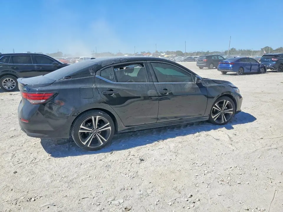 2023 NISSAN SENTRA SR  
