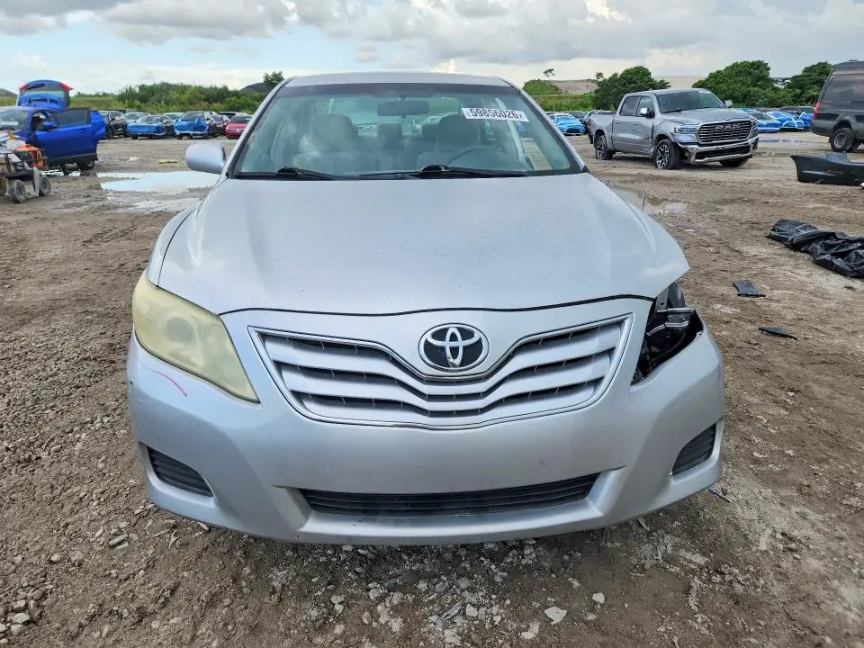 2010 TOYOTA CAMRY LE  
