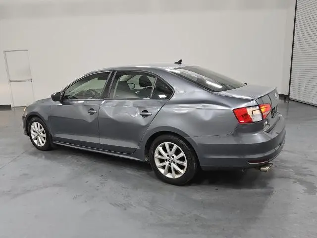 2015 VOLKSWAGEN JETTA SE  