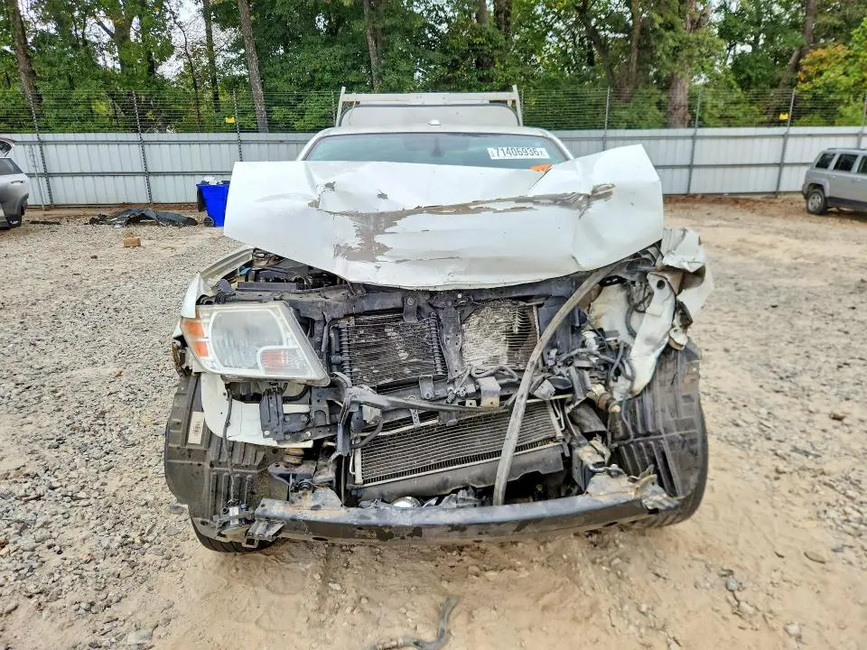 2018 NISSAN FRONTIER SV  
