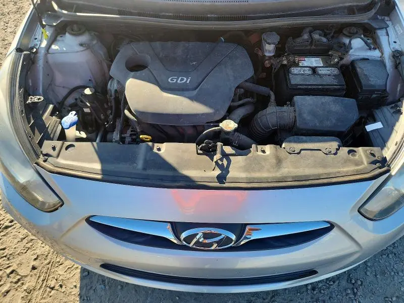 2012 HYUNDAI ACCENT GLS  