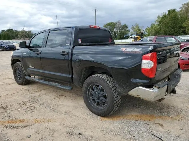2015 TOYOTA TUNDRA CREWMAX SR5  