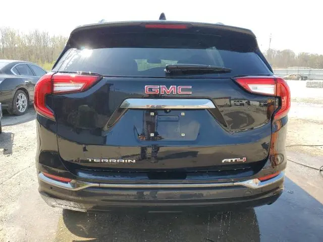 2022 GMC TERRAIN AT4  