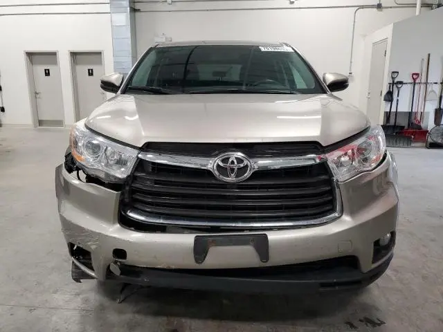 2015 TOYOTA HIGHLANDER LE  