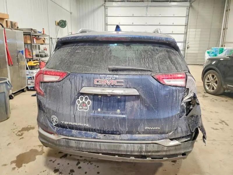 2023 GMC TERRAIN SLT  