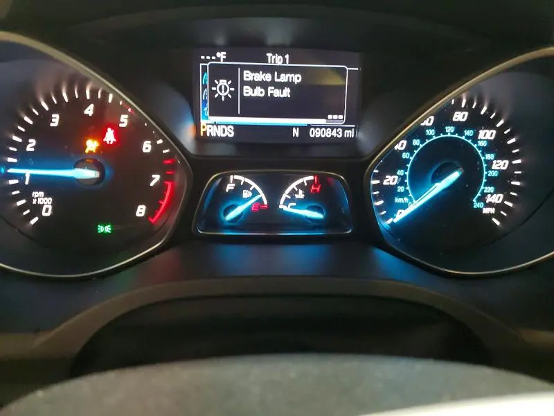 2016 FORD ESCAPE SE  