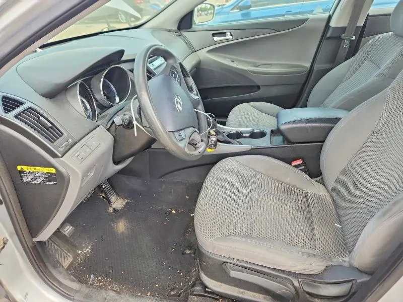 2012 HYUNDAI SONATA GLS  