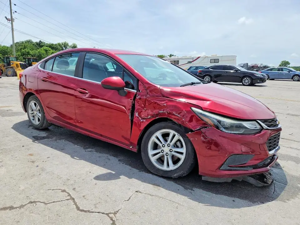 2017 CHEVROLET CRUZE LT  