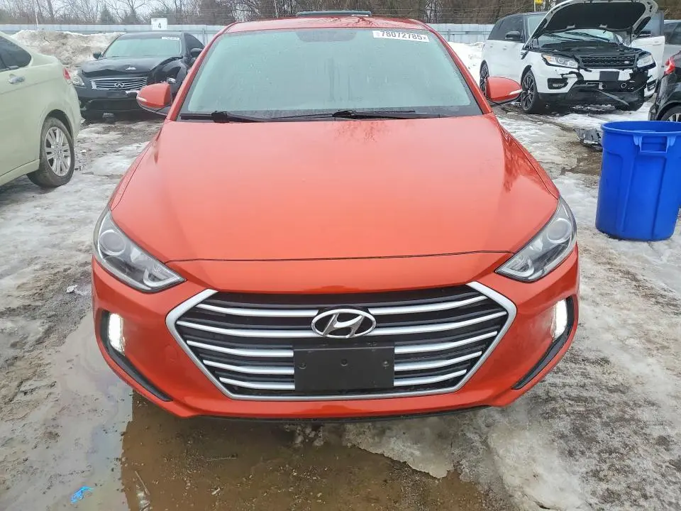 2017 HYUNDAI ELANTRA SE  