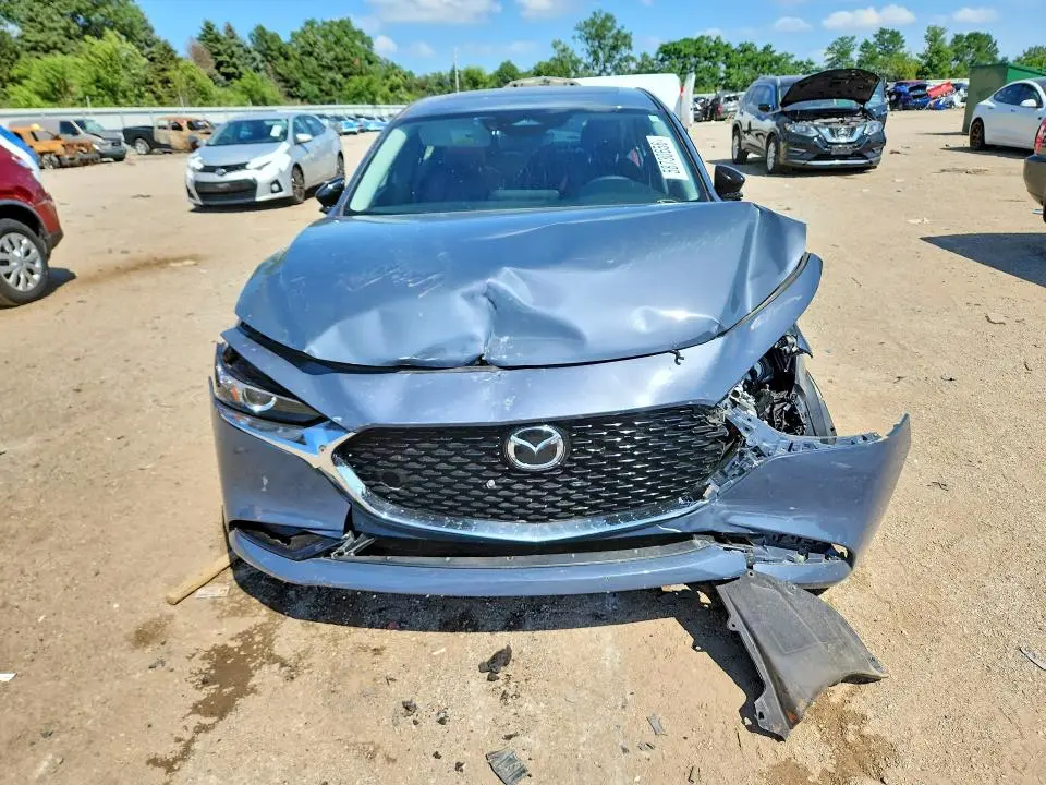 2025 MAZDA 3 PREFERRED  