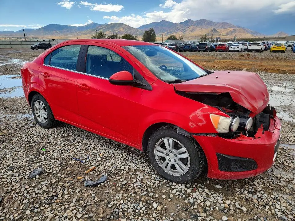 2014 CHEVROLET SONIC LT  
