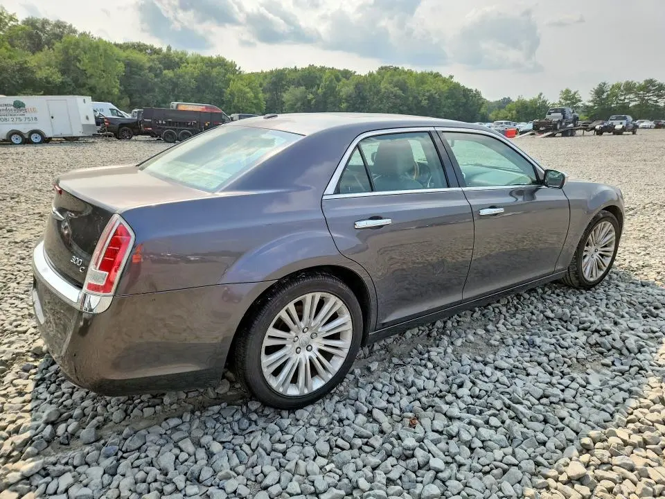 2013 CHRYSLER 300C   