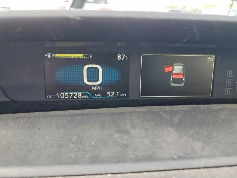 2021 TOYOTA PRIUS LE  
