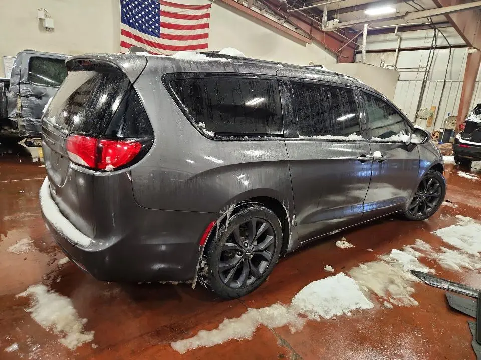 2018 CHRYSLER PACIFICA TOURING L PLUS  