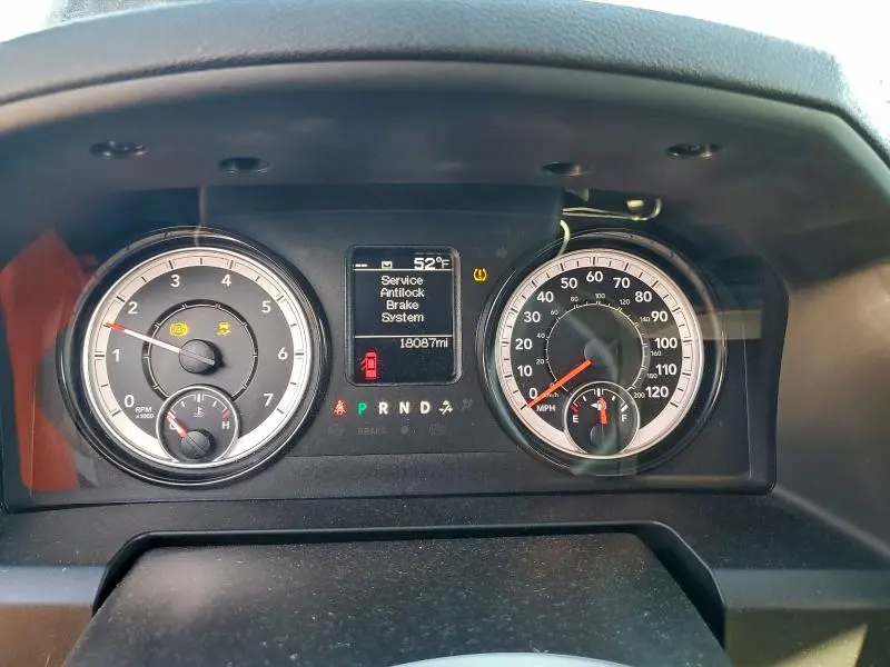 2022 RAM 1500 CLASSIC TRADESMAN  