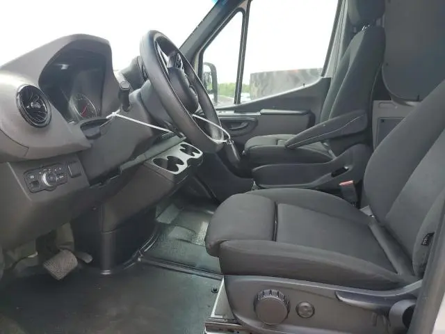 2022 MERCEDES-BENZ SPRINTER 2500  