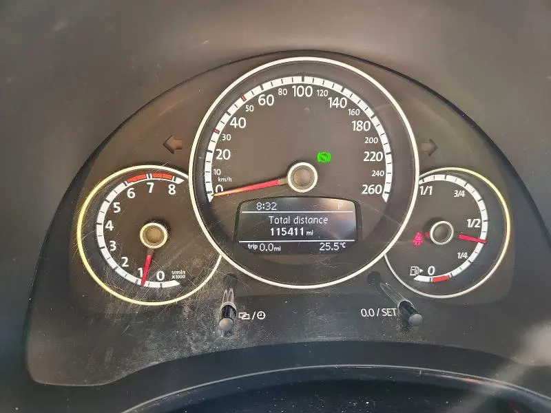 2014 VOLKSWAGEN BEETLE   
