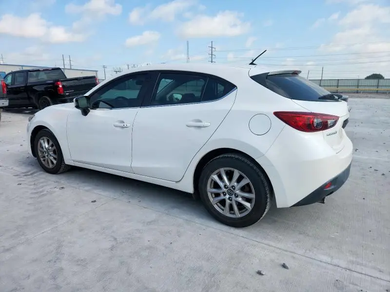 2015 MAZDA 3 TOURING  