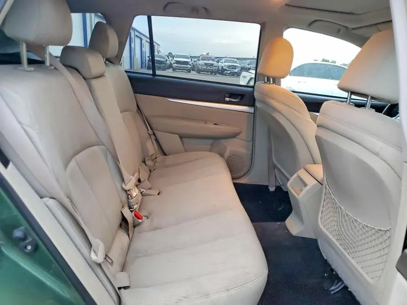 2010 SUBARU OUTBACK 2.5I PREMIUM  