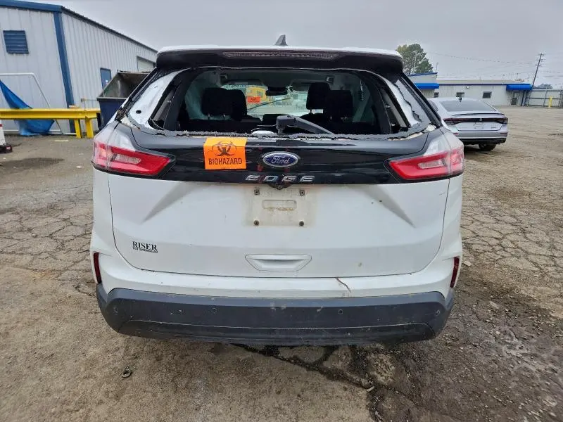 2021 FORD EDGE SE  