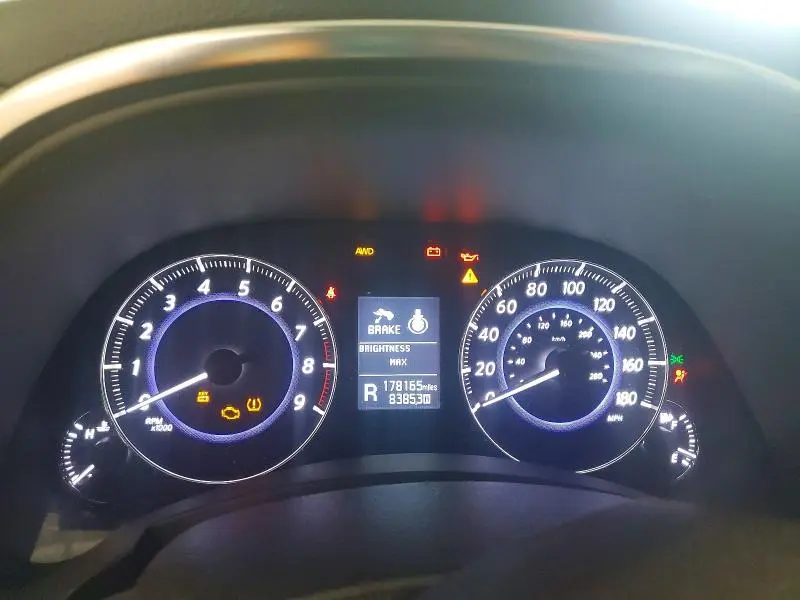 2017 INFINITI QX70 BASE  