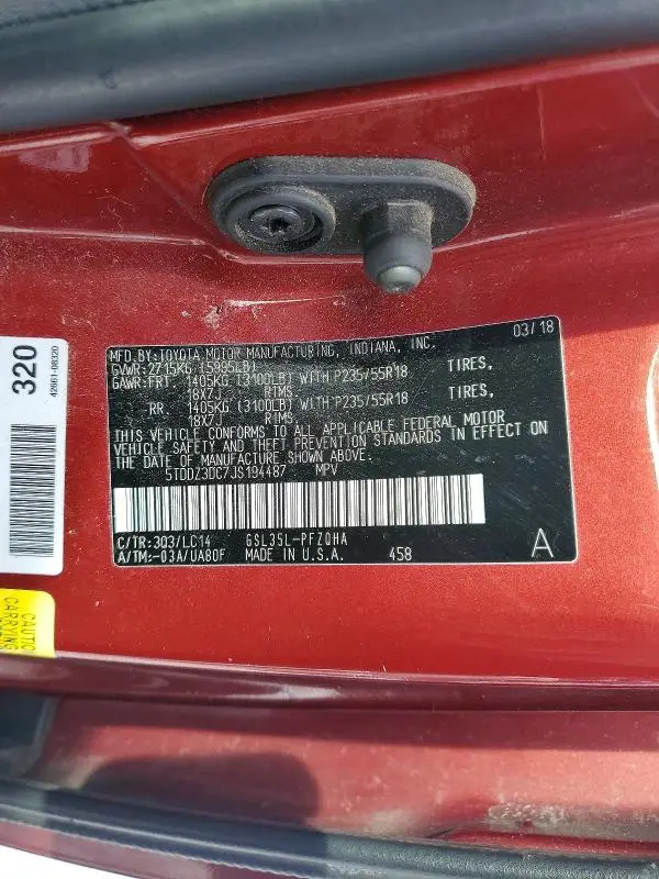 2018 TOYOTA SIENNA XLE  