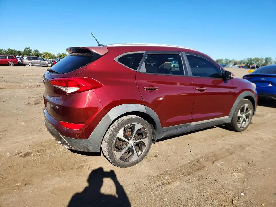 2016 HYUNDAI TUCSON SPORT  
