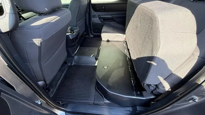 2026 TOYOTA TUNDRA CREWMAX SR  
