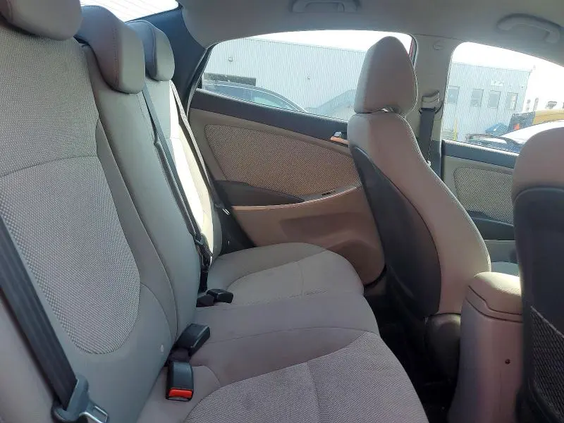 2014 HYUNDAI ACCENT GLS  