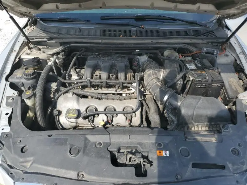 2011 FORD TAURUS SEL  