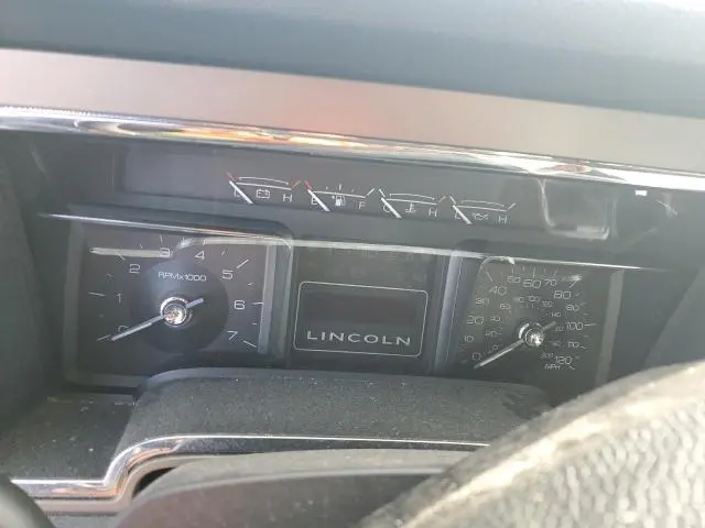 2011 LINCOLN NAVIGATOR   