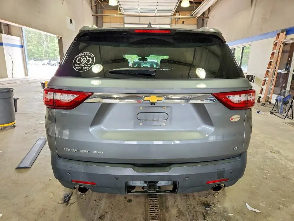 2018 CHEVROLET TRAVERSE LT  